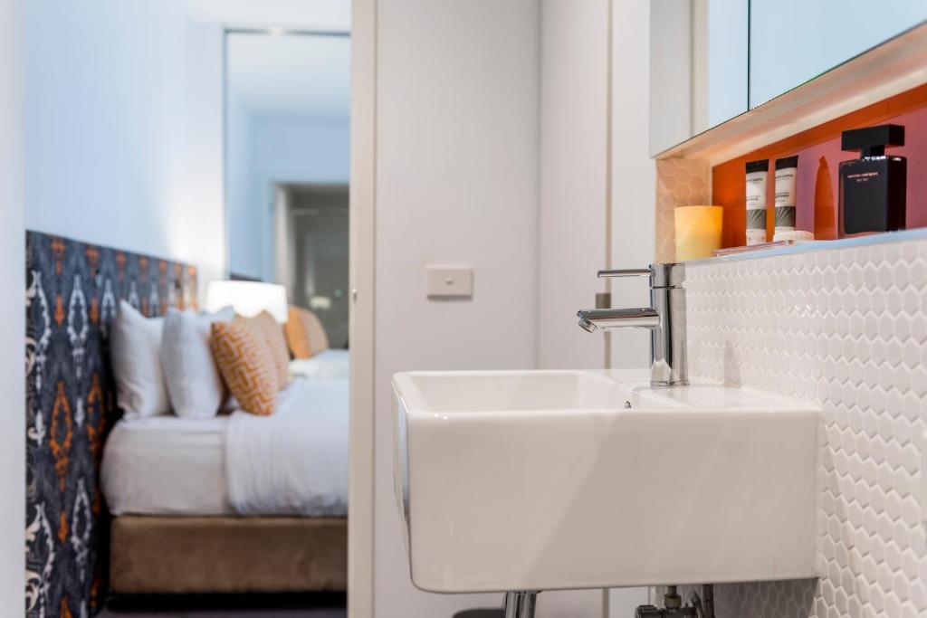 Oaks Melbourne South Yarra Suites