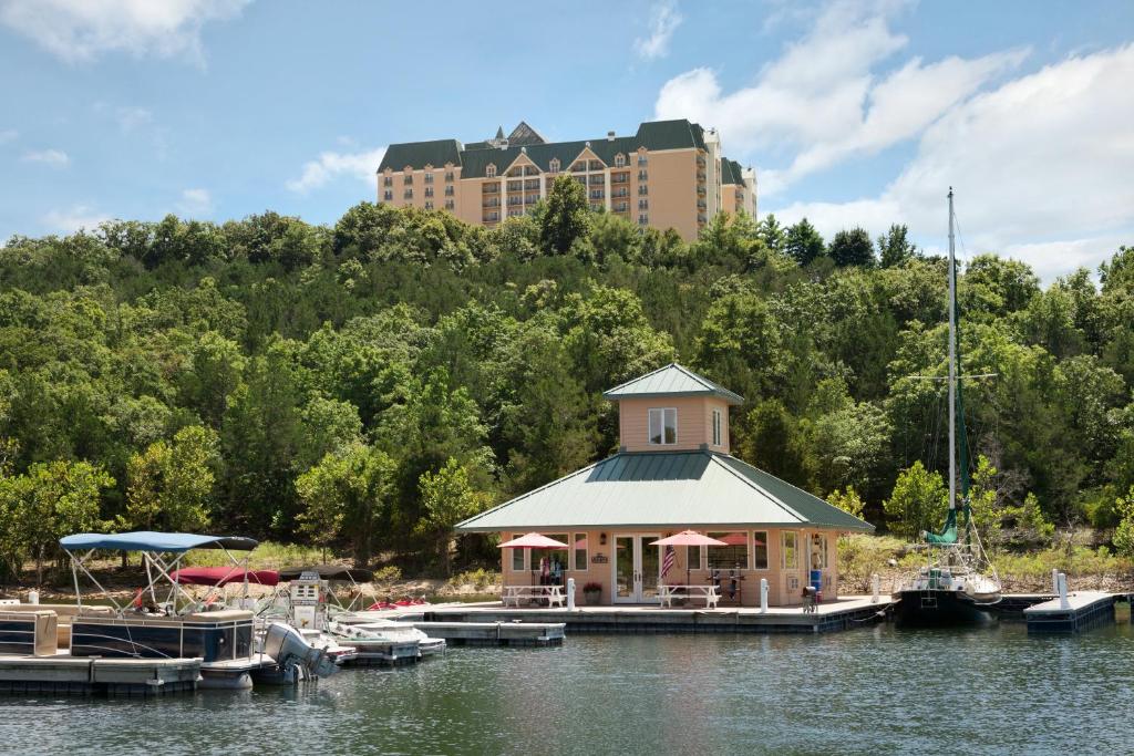 Chateau on the Lake Resort Spa and Convention Center