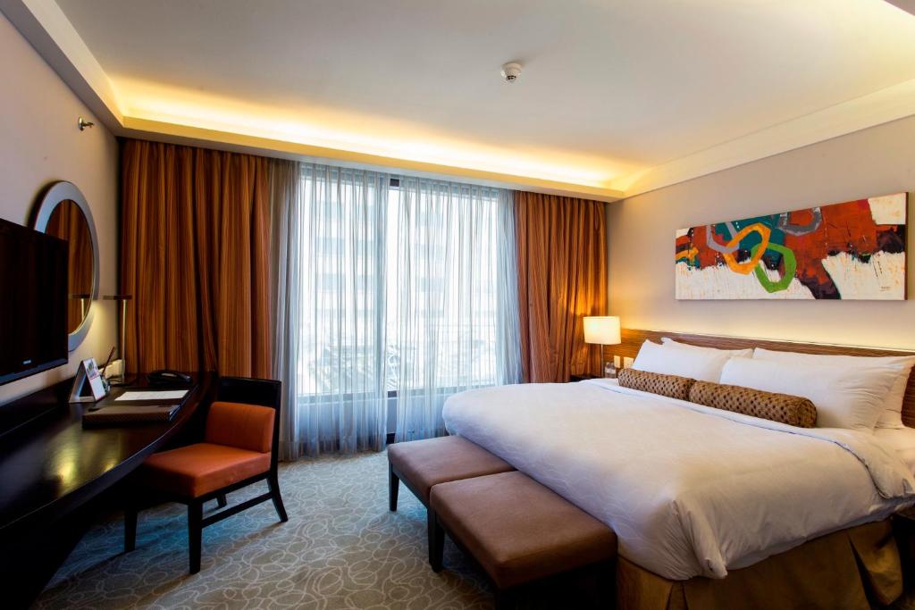 The Bellevue Manila - Multiple Use Hotel