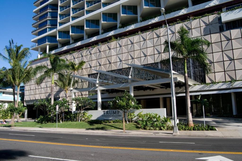 Jet Luxury Private Residences in Waikiki