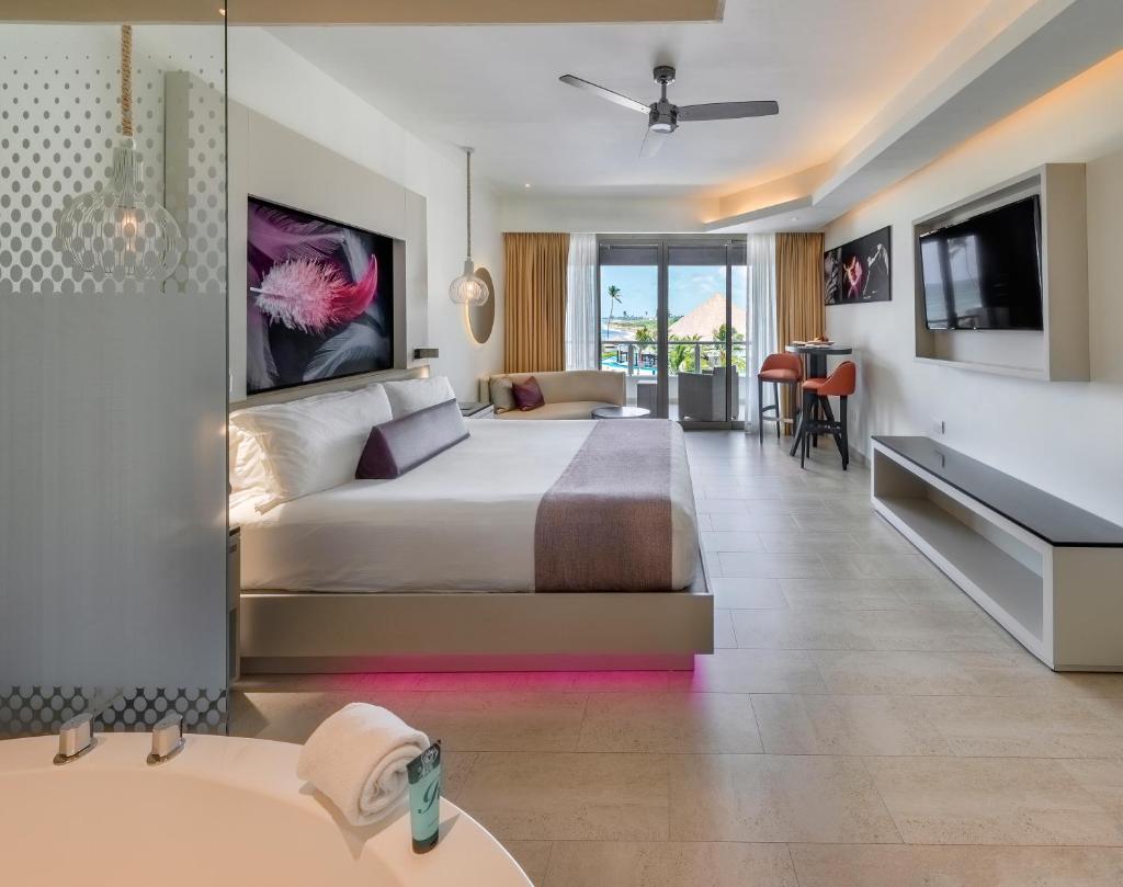 Royalton CHIC Punta Cana, An Autograph Collection All-Inclusive Resort & Casino, Adults Only