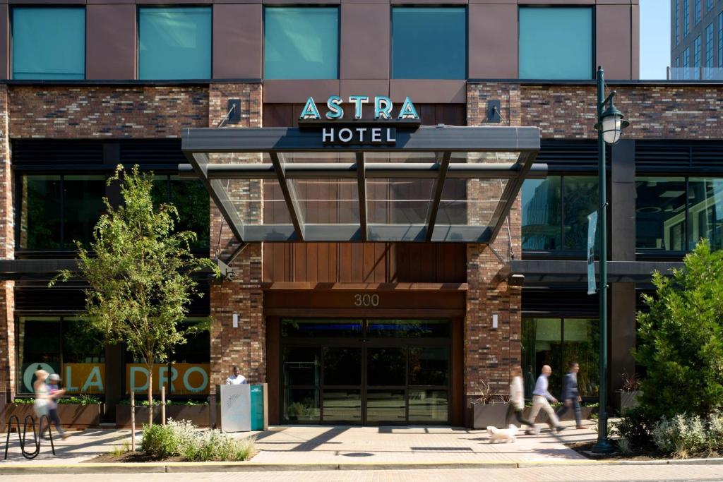 Astra Hotel